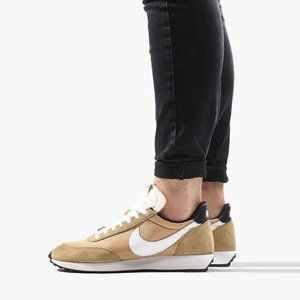 nike tailwind 79 beige